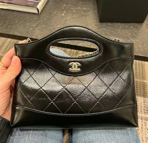 chanel mini round purse|mini micro 31 bag Chanel.